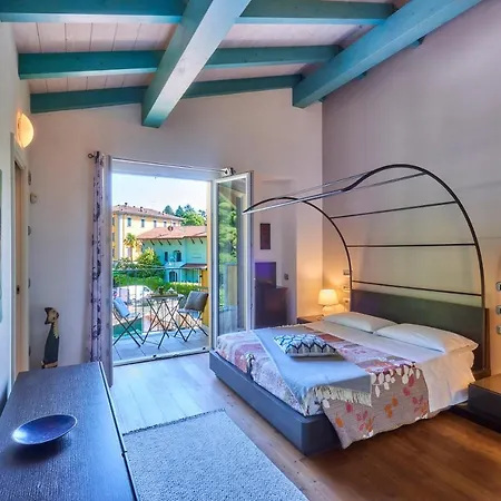 Riva Bianca Apartment Lierna