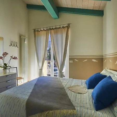 Riva Bianca Apartment Lierna